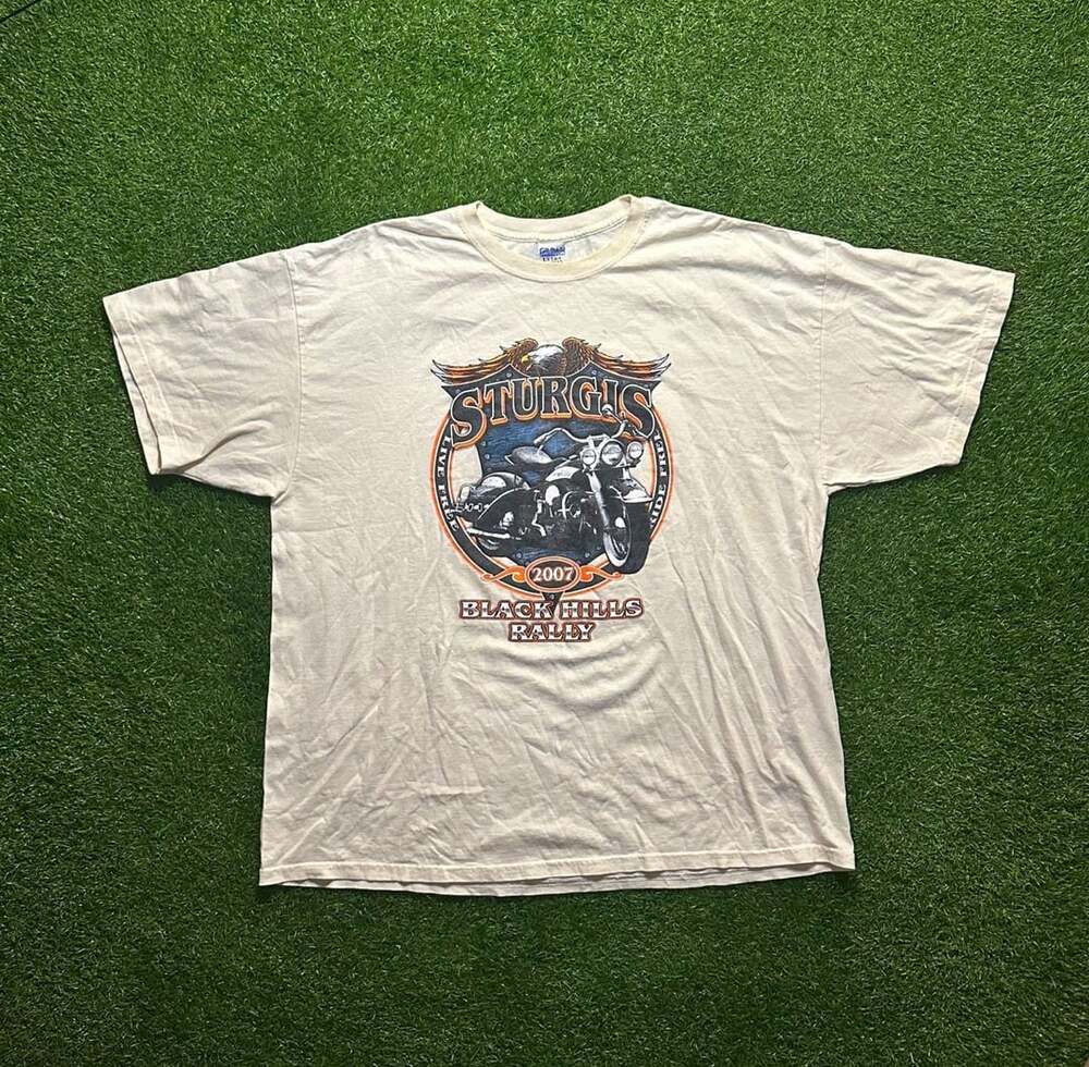 Y2K Gildan 2007 Sturgis Black Hills Rally Tee.